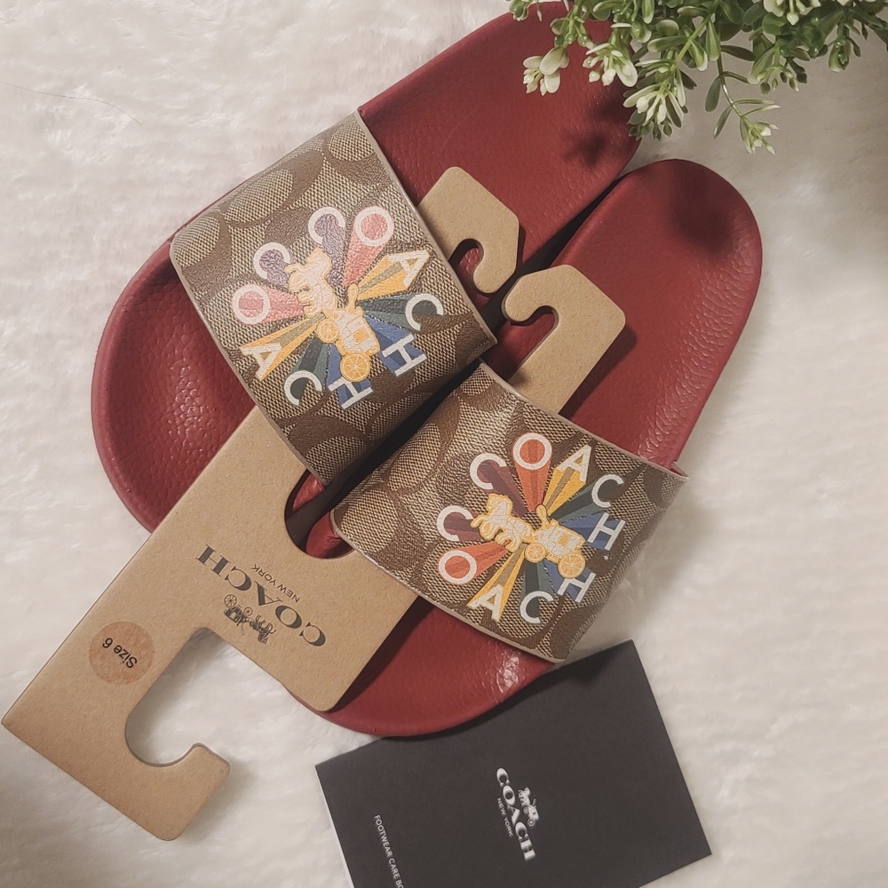 Coach Monogram Slides - Picture 2 of 4
